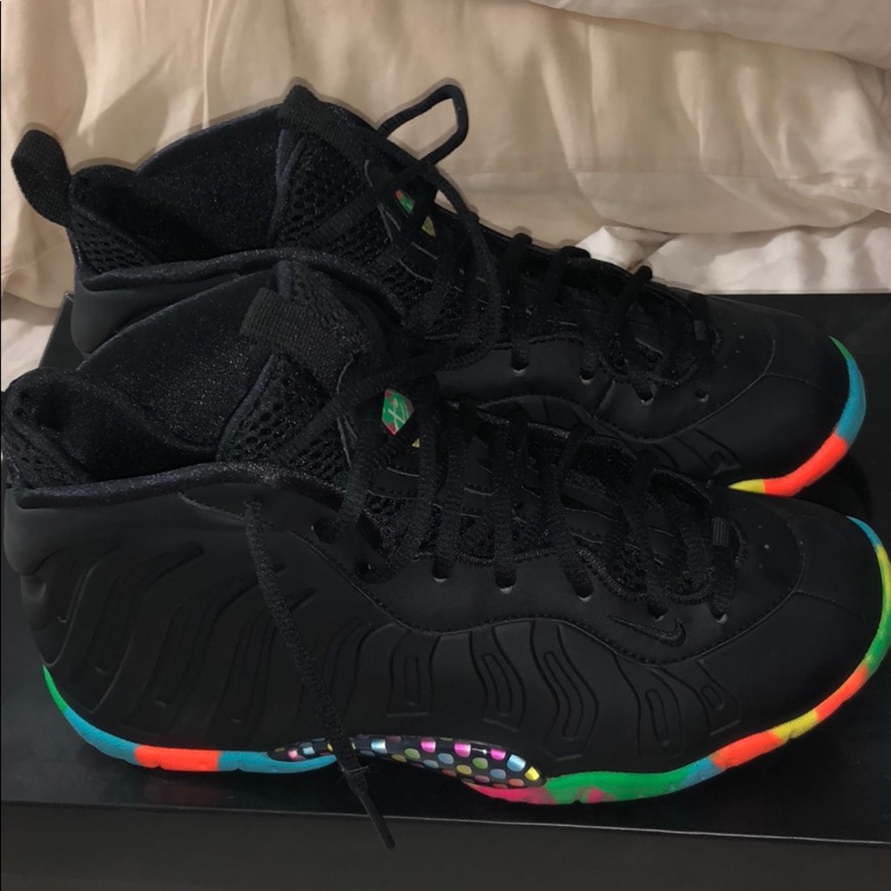 Fruity pebble foams